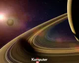 Saturn z pierścieniami w 8 domu, otoczony gwiazdami i odległą planetą.